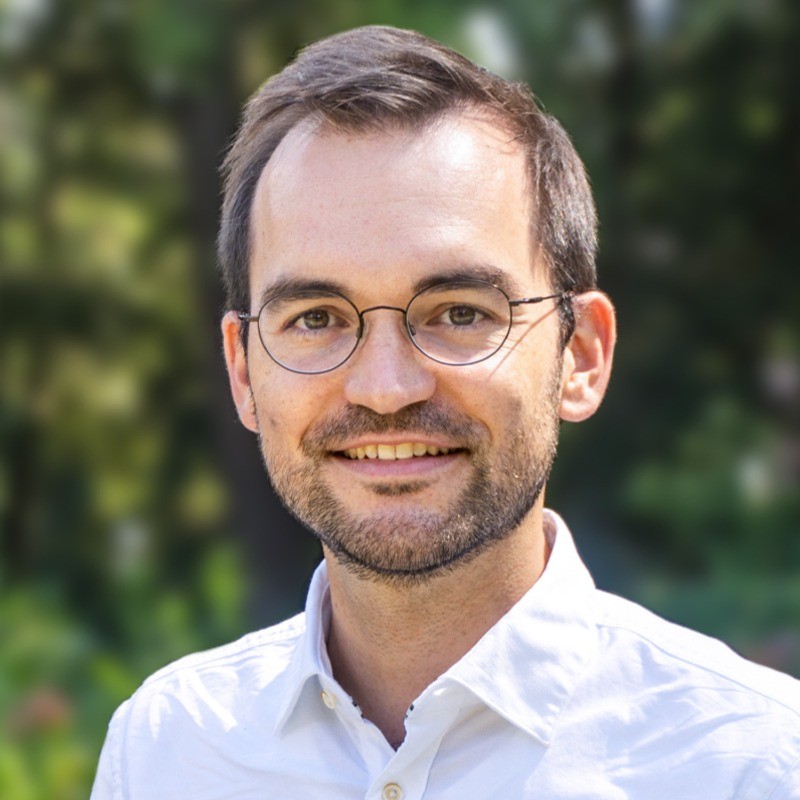 Prof. Dr. Manuel Linsenmeier